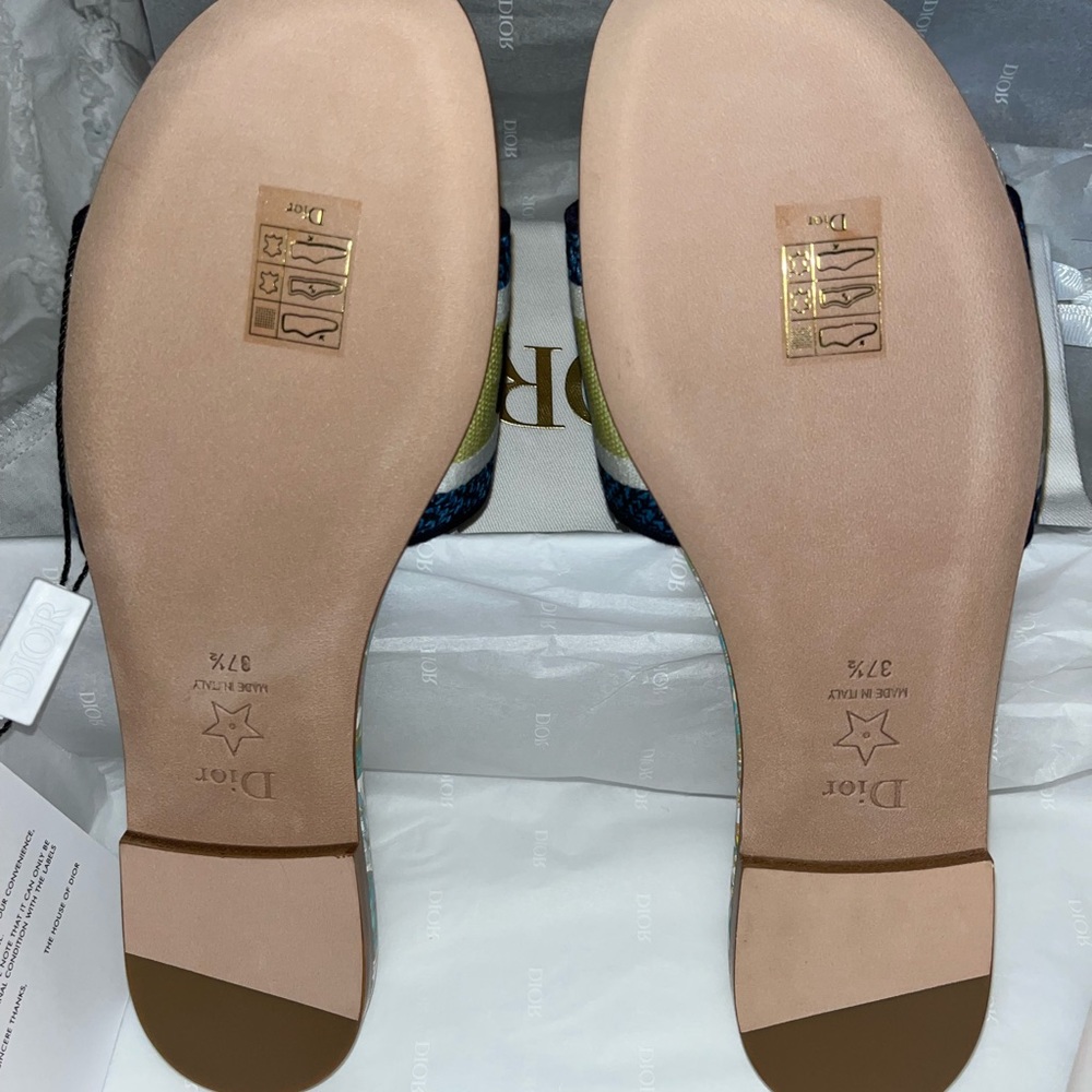 Brand new Dior sandals - Picture 5 of 6